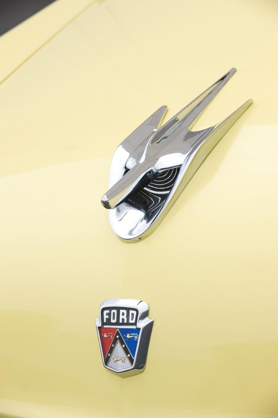  Ford Customline Country Sedan Station Wagon 1956 года  (фото 4 из 11)